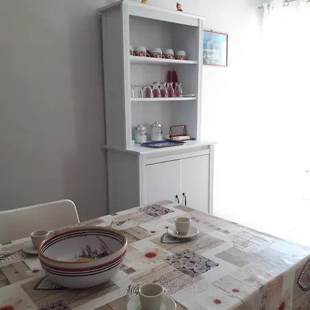 Nicole's House Apartment