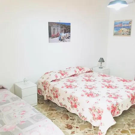 Apartment Nicole's House Casteldaccia