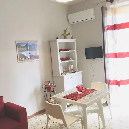 Nicole's House Apartment *